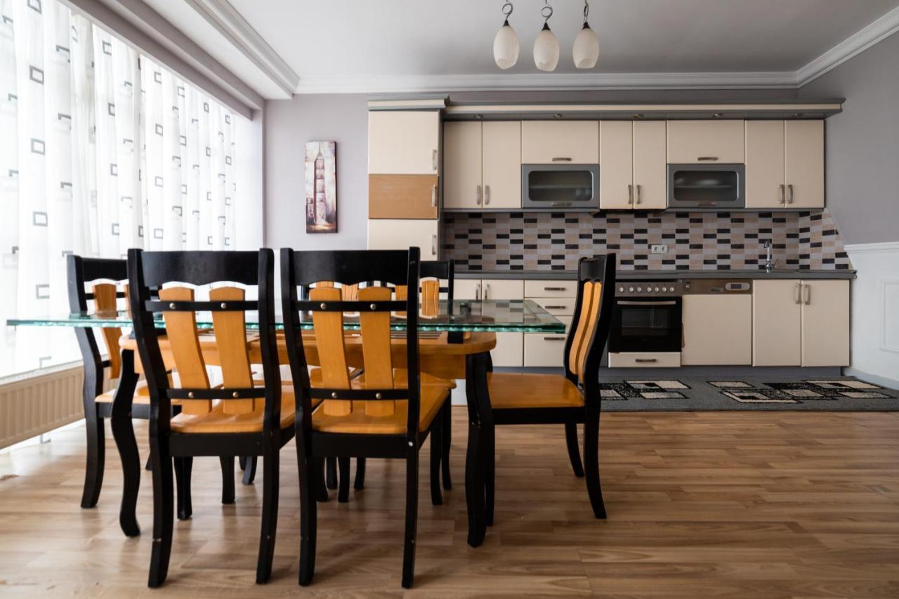 Cedartree Prishtina Apartment Priștina Exterior foto
