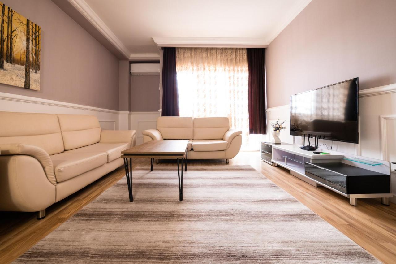 Cedartree Prishtina Apartment Priștina Exterior foto